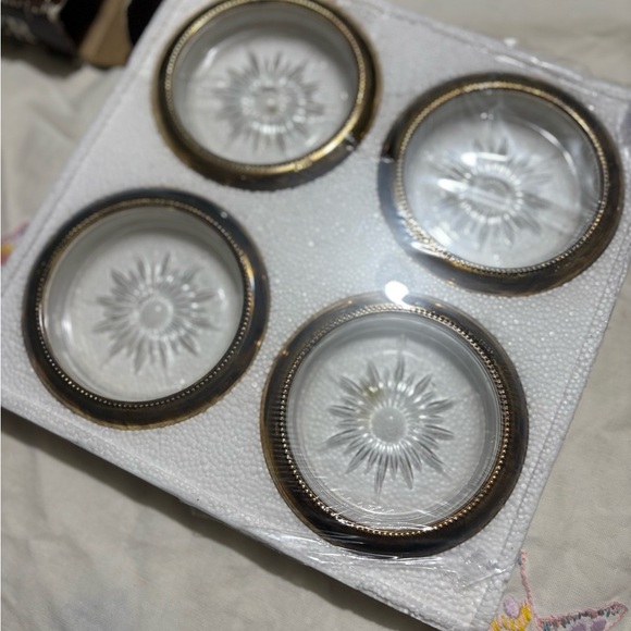 Vintage Elegant Gold-Plated Crystal Coaster Set - Picture 4 of 6